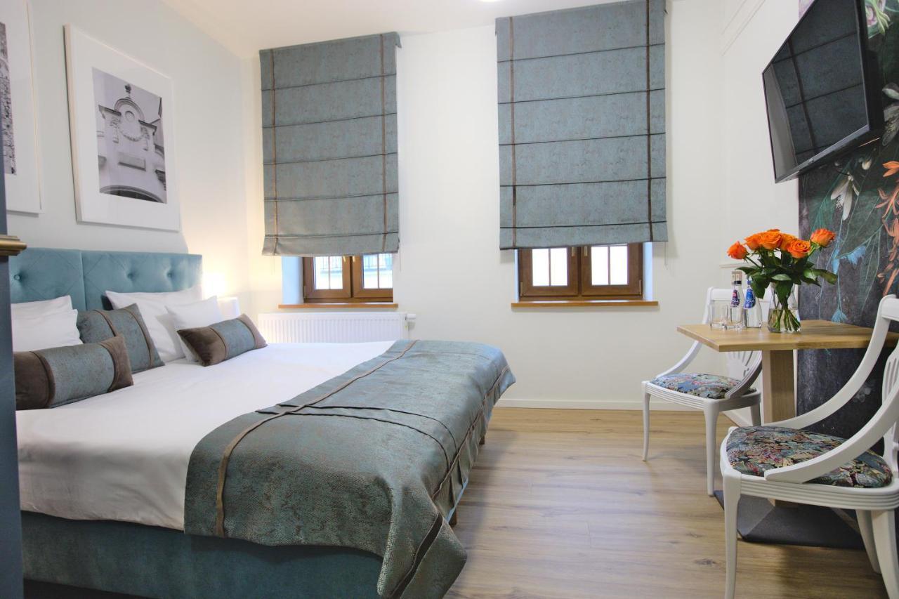 זומבקוביצה שלאוסקי Hotel I Restauracja Na Skarpie מראה חיצוני תמונה